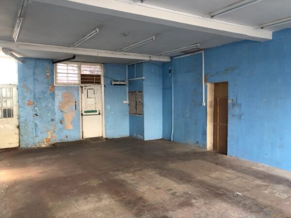 High Road, Chadwell Heath, RM6