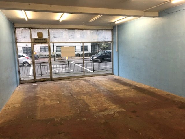 High Road, Chadwell Heath, RM6
