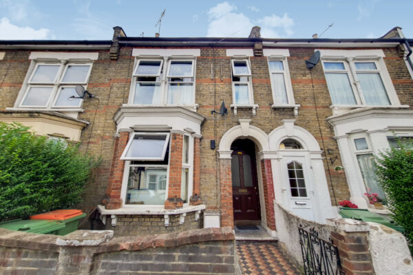 Hilda Road, East Ham E6 1DB