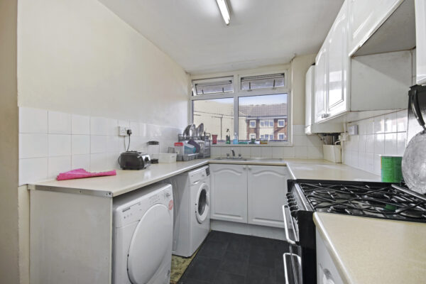Buttsbury Road, Ilford, IG1 2PN