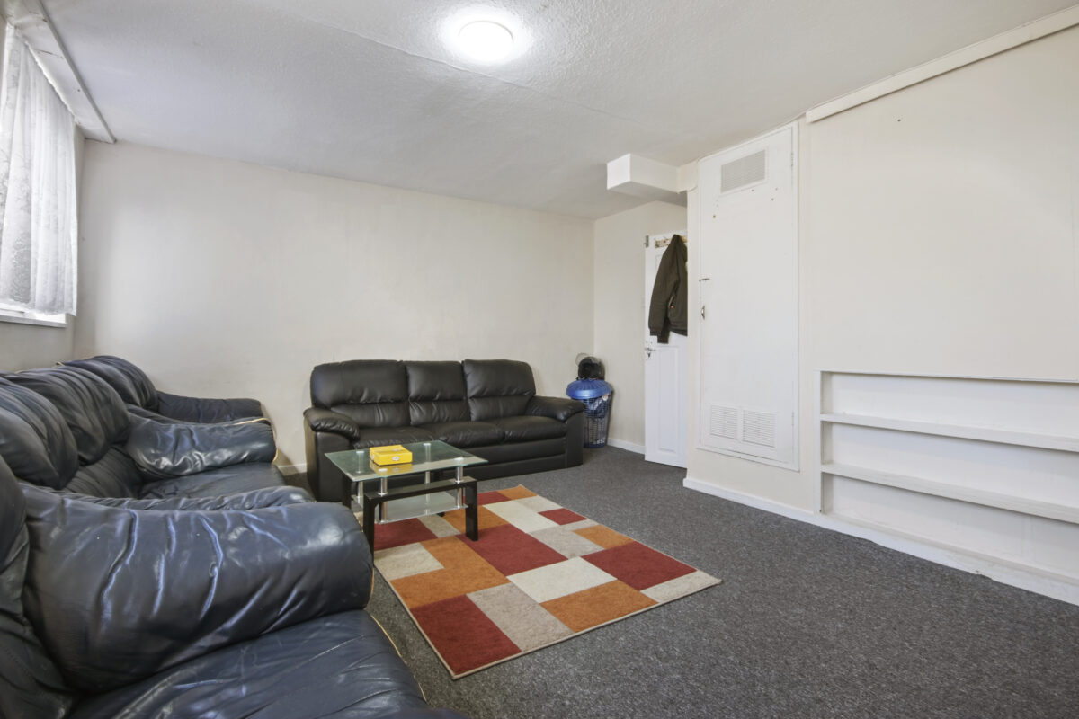 Buttsbury Road, Ilford, IG1 2PN