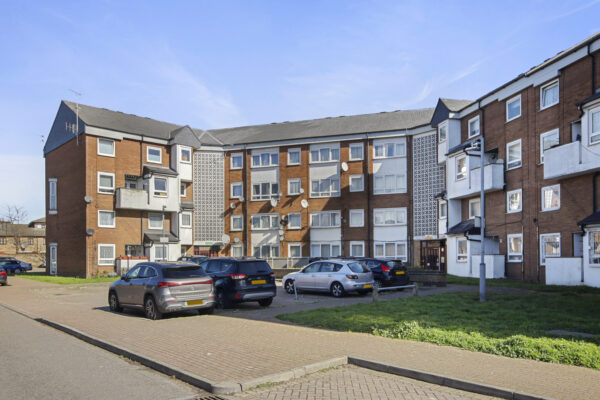 Buttsbury Road, Ilford, IG1 2PN