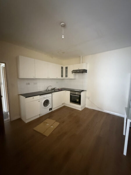Park Road, Ilford, IG1